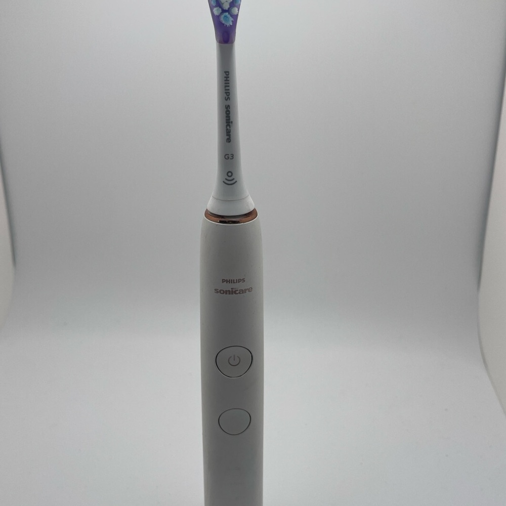Philips Sonicare Toothbrush - White and Purple